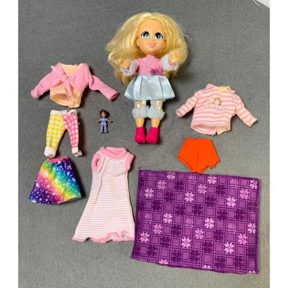 Love Diana 6" Doll Ice Skater with Mashup Outfits Ages 3+